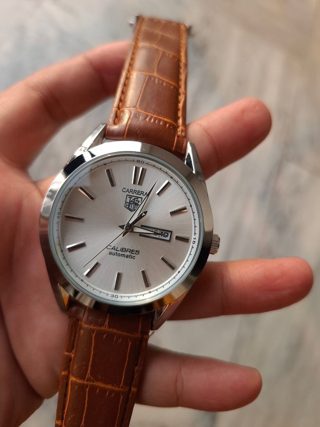 AA+ TAG Caliber 5 - New Luxury watch With Day & Date Working | Quartz